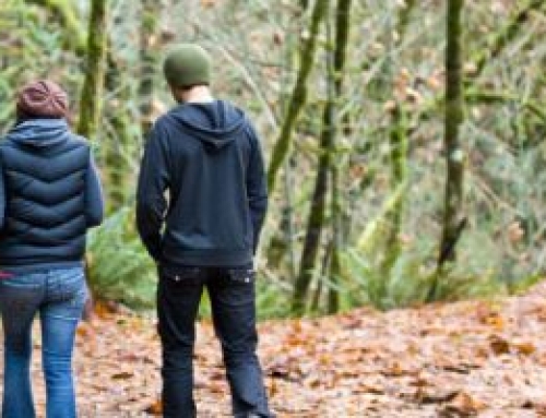 Jongeren en Mentaal Welzijn. Waarom stilte in coaching meer doet dan praten